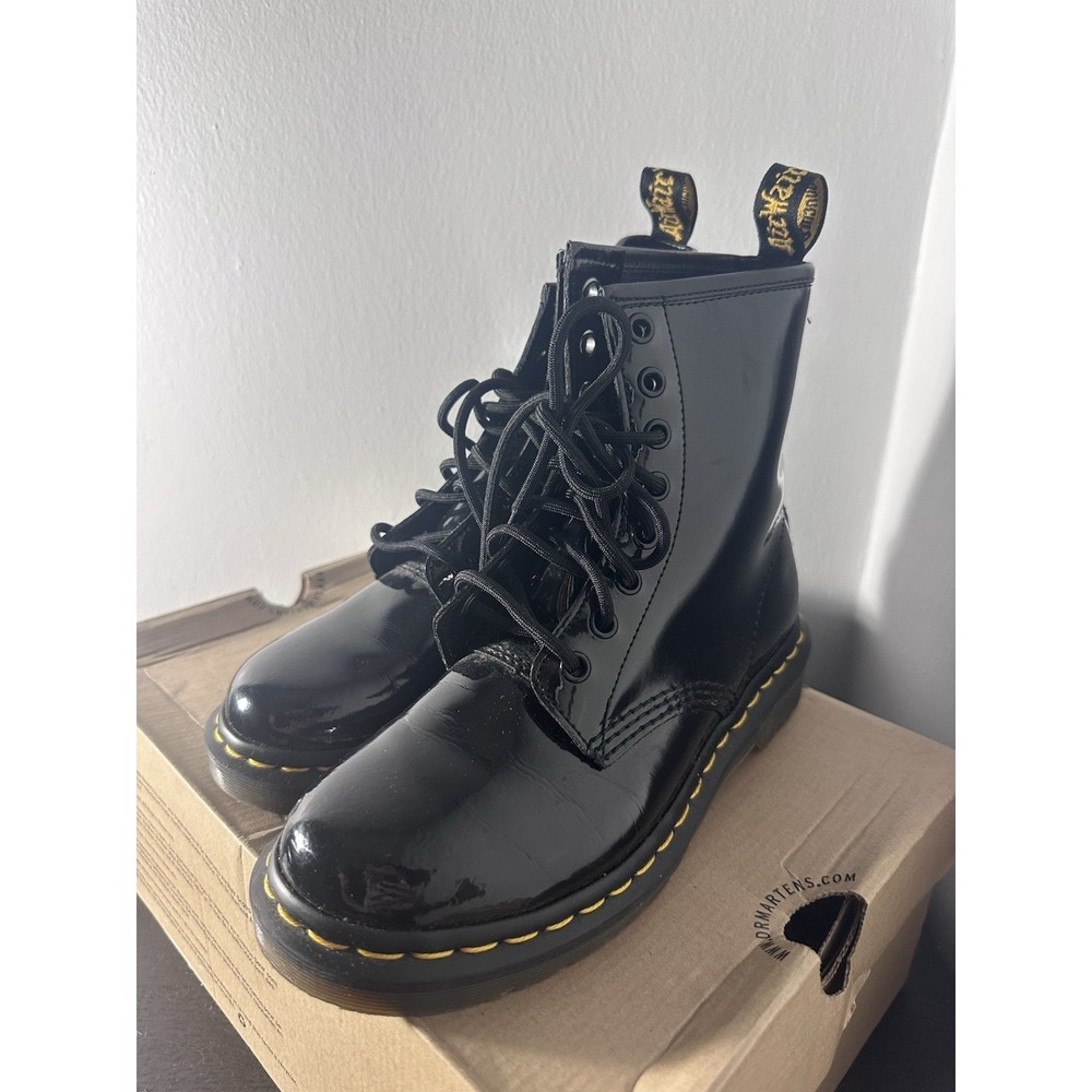 Dr. Martens 1460 Lamper Black Patent Leather Doc 11821011 Boots Shoes Women's 6